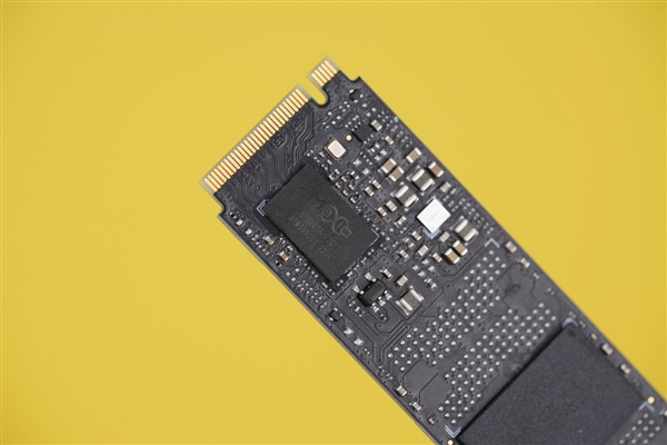 NAND Flash固态硬盘：快如闪电，稳如磐石  第6张