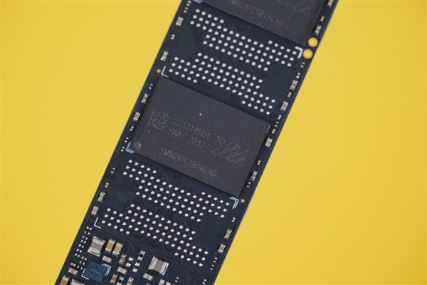 NAND Flash固态硬盘：快如闪电，稳如磐石  第7张