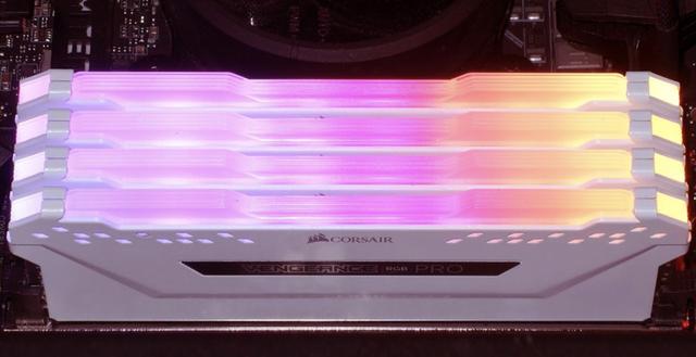 威刚 DDR43200 颗粒：引领速度与激情的科技变革  第4张