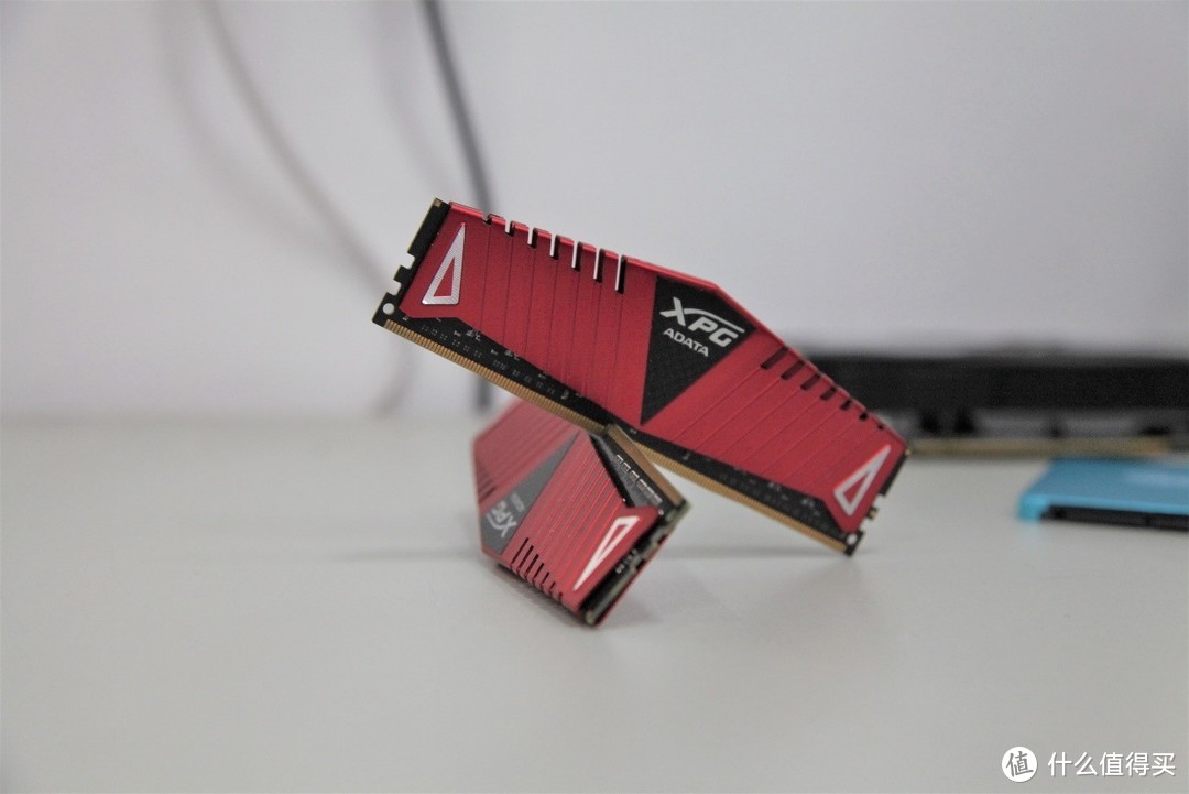 DDR5 显卡：性能显著提升，研发之路却充满挑战  第2张