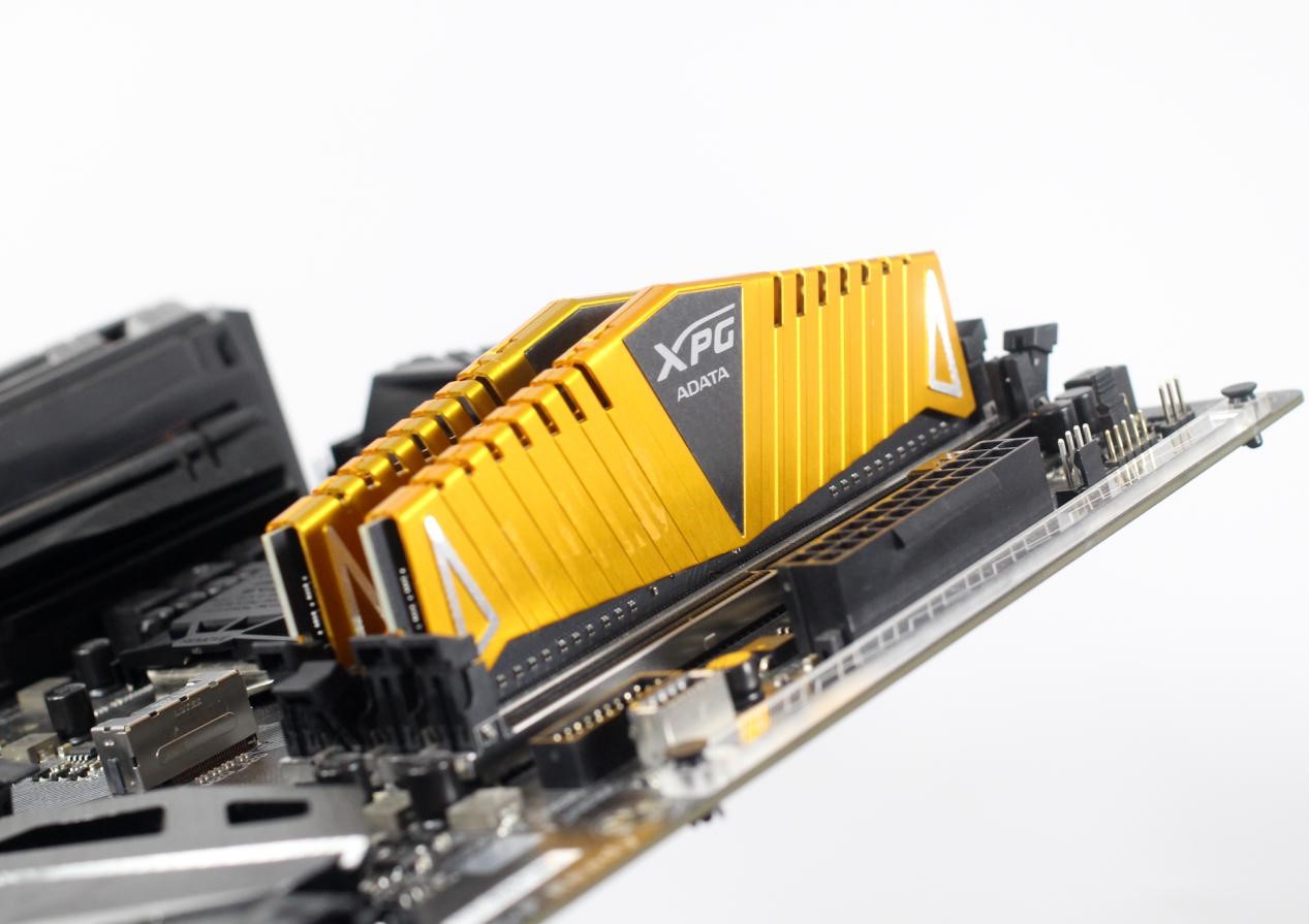 解析车用 DDR4 内存：它是什么？为什么贵？  第2张