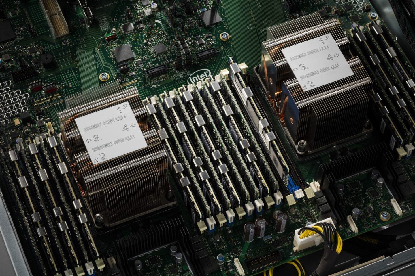 DDR5 内存：强大效能，速度飞跃，存储技术重大变革  第2张