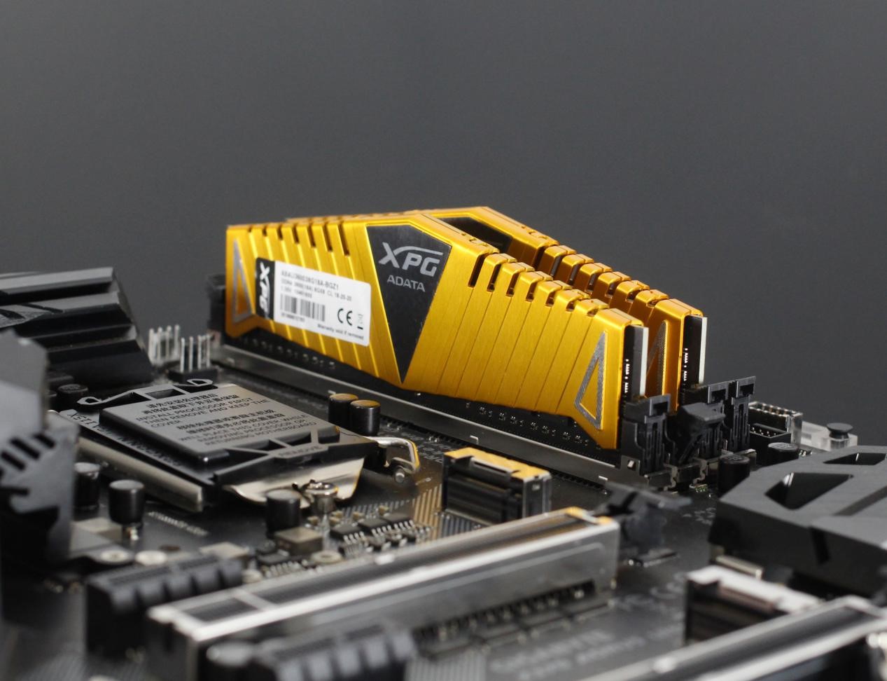 DDR4 内存兼容性解析：不同频率内存的兼容能力与工作原理  第4张