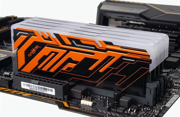 影驰 Gamer DDR3 2400 内存：游戏爱好者的最佳拍档，性能卓越，速度极致体验  第4张