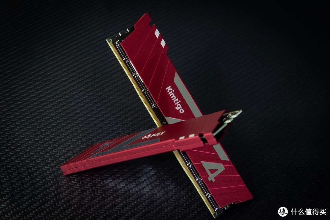 金泰克 DDR5 存储器：速度与美学的完美融合，带来全新体验  第4张