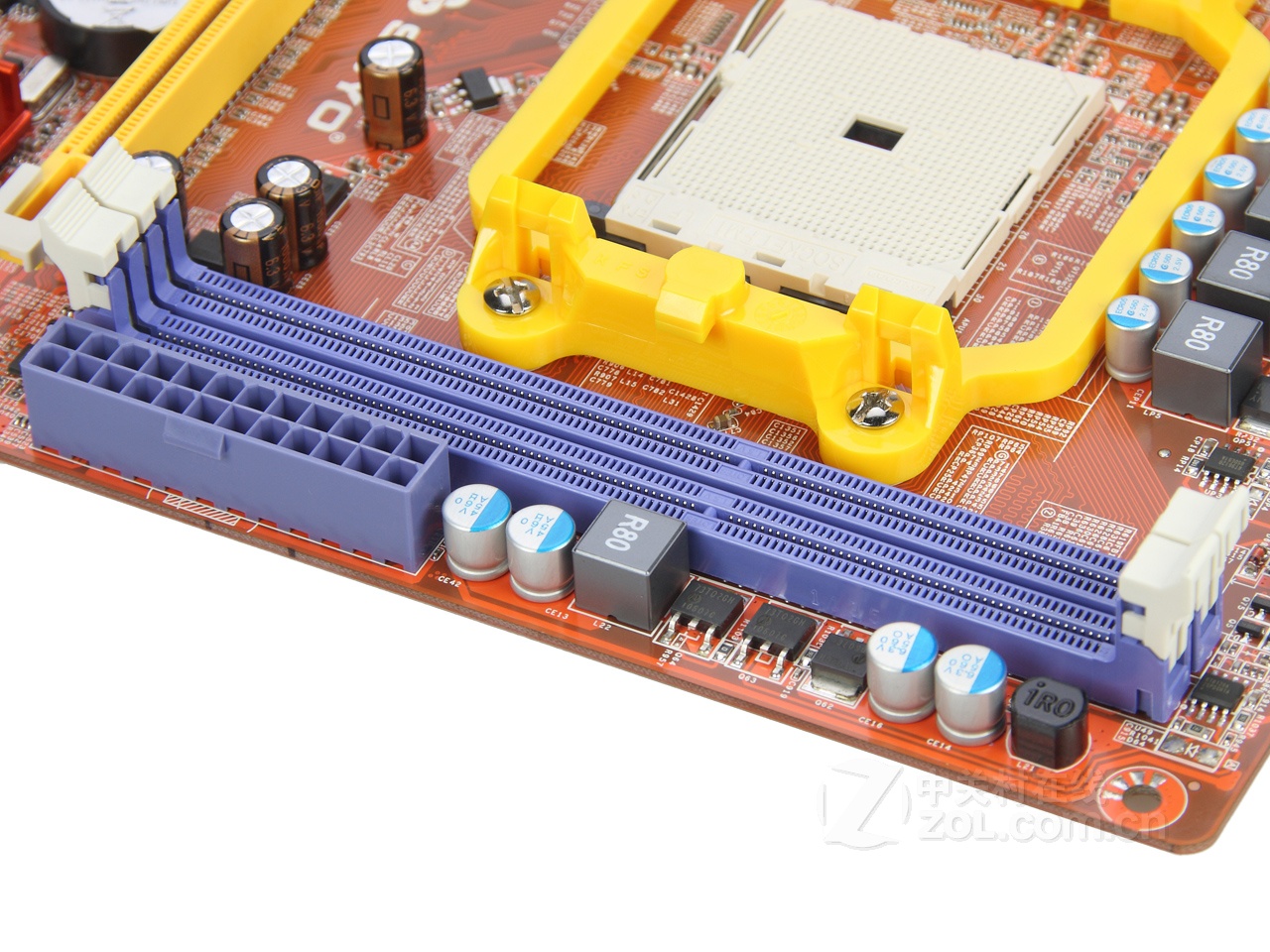 揭秘 DDR3 数据线：性能惊人，连接存储模块与主板的关键组件  第5张