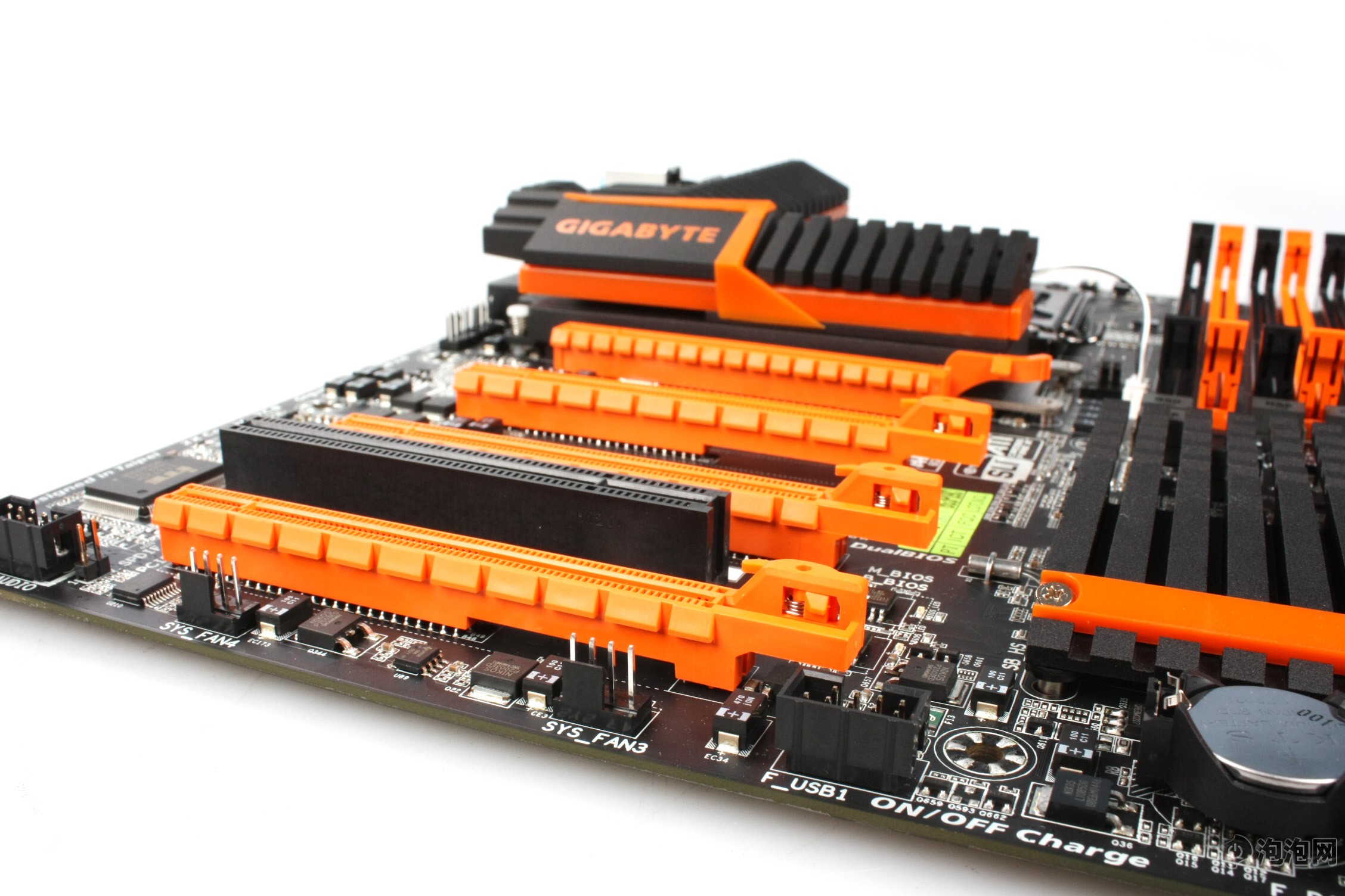 技嘉DDR4主板：性能狂飙，稳定无忧  第3张