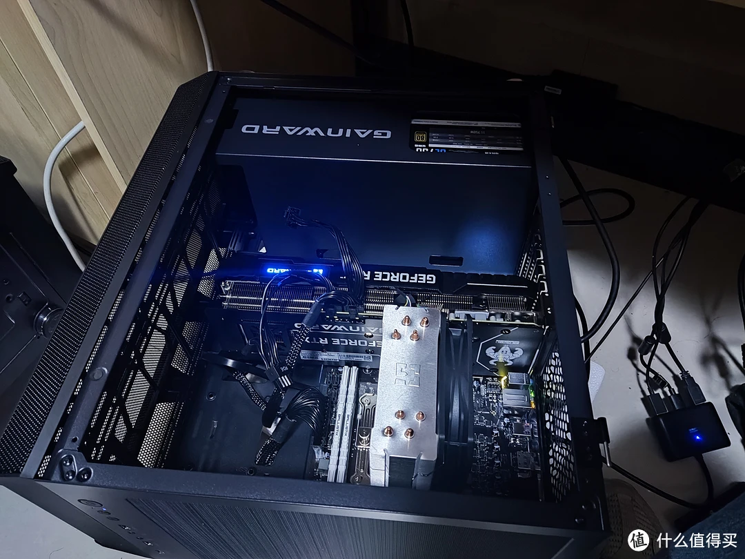 X99主板+SSD硬盘+机箱设计：玩转电脑硬件升级攻略  第5张