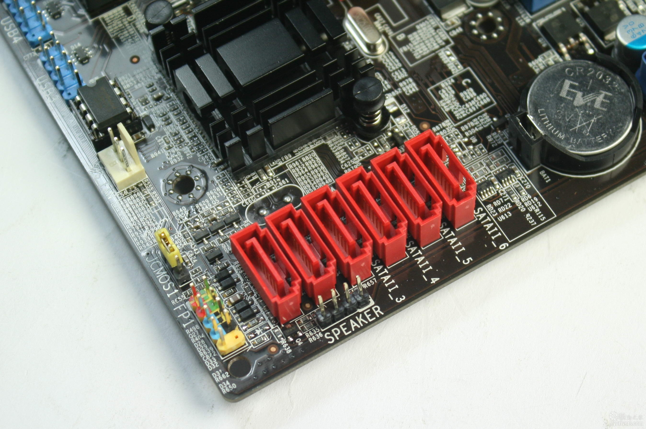 SATA vs IDE M.2 SCSI：硬盘接口大对决  第2张