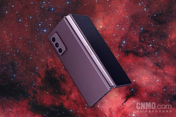 5G时代革新！三星Galaxy Z Fold 3折叠屏技术解密  第3张