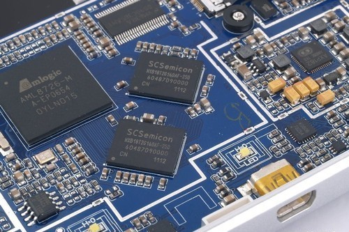 DDR3 内存条中 PCB 板厚度的奥秘：影响计算机性能的关键因素  第5张