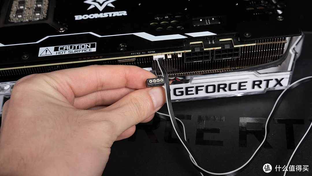Z690 主板与 DDR5 内存：完美结合，打造极致性能体验  第9张