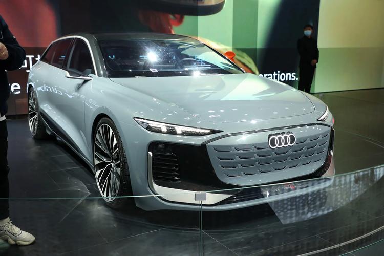 2025年量产交付！奥迪全新豪华电动品牌AUDI E概念车曝光，未来三年将推三款纯电车型  第19张