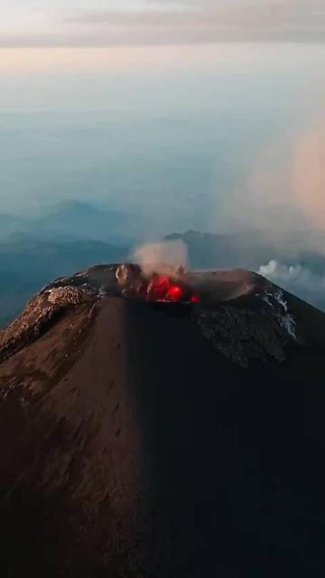 危地马拉富埃戈火山大爆发！3万居民紧急撤离，你了解这座火山的威力吗？  第5张