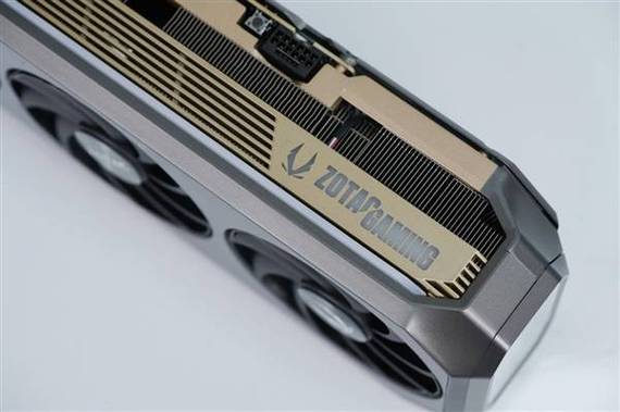 索泰RTX 5080 AMP EXTREME I：性能提升15%的秘密武器，你准备好了吗？  第5张