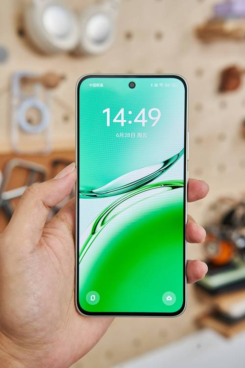 OPPO A3i Plus：1299元起，最耐摔的直屏手机，你敢挑战吗？  第5张