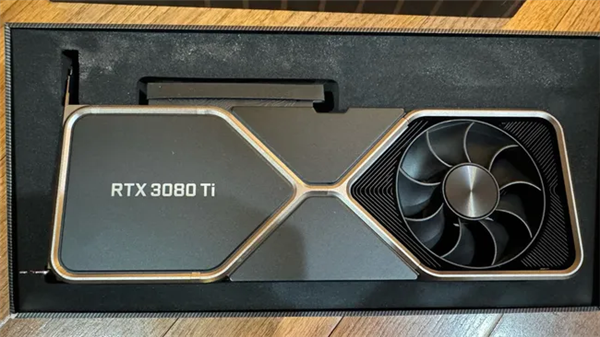 从未零售的RTX 3080 Ti 20GB工程样品竟高价拍出？啥情况  第5张