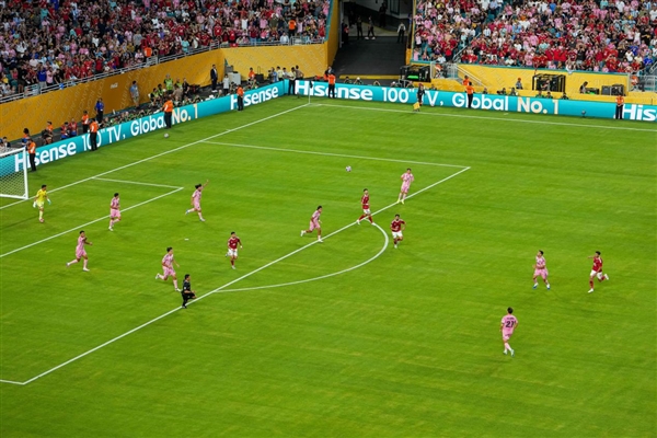 从中国第一到世界第一！海信 100 吋电视凭何刷屏 2025FIFA 世俱杯？  第2张