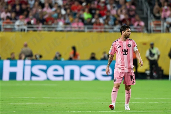 从中国第一到世界第一！海信 100 吋电视凭何刷屏 2025FIFA 世俱杯？  第12张