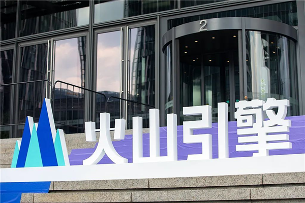国行iPhone用户苦等AI！安卓阵营却早早玩出花？  第4张