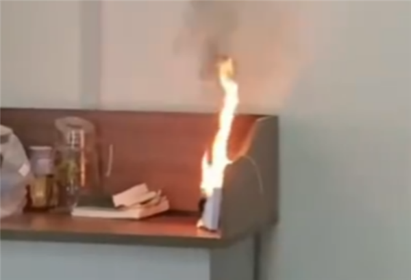 罗马仕充电宝屡爆安全问题，多地机场禁带，你还敢用吗？