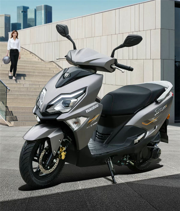 豪爵新款 AFR125X（箱杠版）上市！10580 元起，升级超多，你还不冲？
