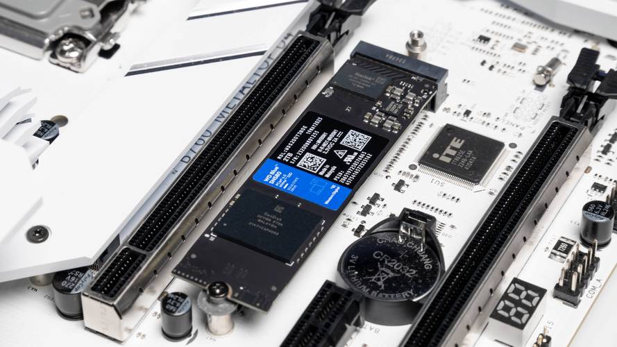 PCIe 6.0固态硬盘主控芯片SM8466来了！带宽翻倍，安全性如何保障？  第2张