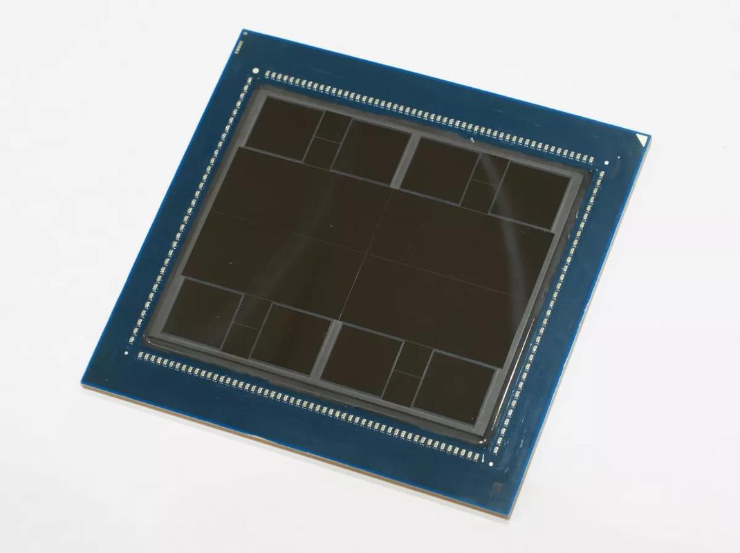 三星HBM3内存首次商用！AMD MI300X AI加速器性能飙升，带宽高达5.2TB/s  第2张