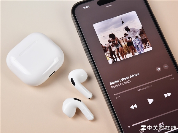 AirPods 4竟然打破高端界限！它与Pro系列还有哪些惊人差异？  第8张