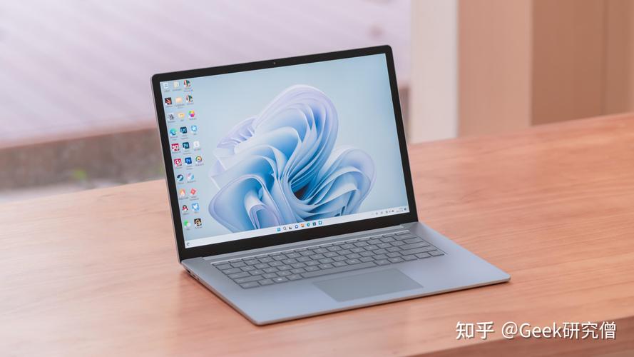 微软新款Surface Pro和Laptop即将发布，能否超越iPad Pro？  第3张